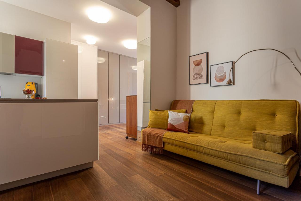 רומא Emma - Lovely Suite In Trastevere מראה חיצוני תמונה